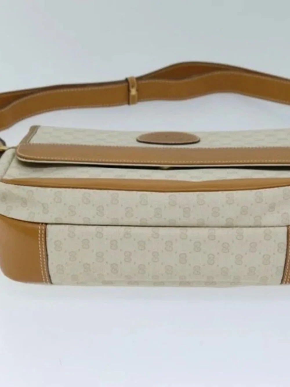 GUCCI Micro GG Supreme Shoulder Bag PVC Beige - Picture 5 of 16
